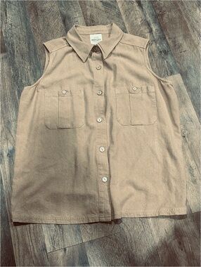 Vintage silk Bentley Sleeveless Button-Front Shirt